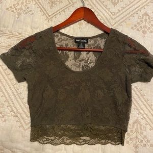 ⭐️5/25⭐️ Lace Crop Top